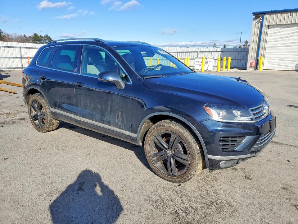 2017 Volkswagen Touareg VIN WVGRF7BP9HD003651 COPART salvage auction — FRONT END, Me - Cert Of Title-Salvage Collisio, sold $2,700 on 2026-07-15 (photo 4)