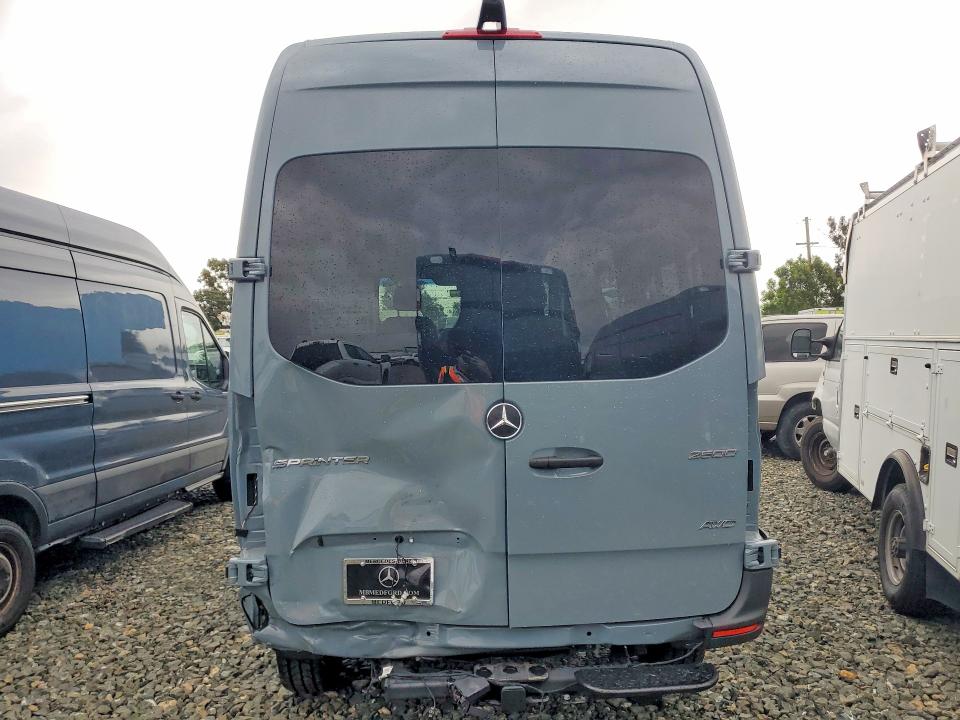 2025 Mercedes-benz Sprinter VIN W1W4NBVY5ST233097 COPART salvage auction — REAR END, Mi - Cert Of Title-Salvage Vehicle, sold $41,500 on 2026-07-08 (photo 6)
