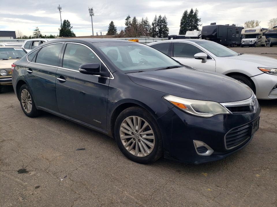 2013 Toyota Avalon hybrid VIN 4T1BD1EB4DU009940 COPART salvage auction — SIDE, Or - Salvage Title Certificate, sold $1,250 on 2026-07-06 (photo 4)