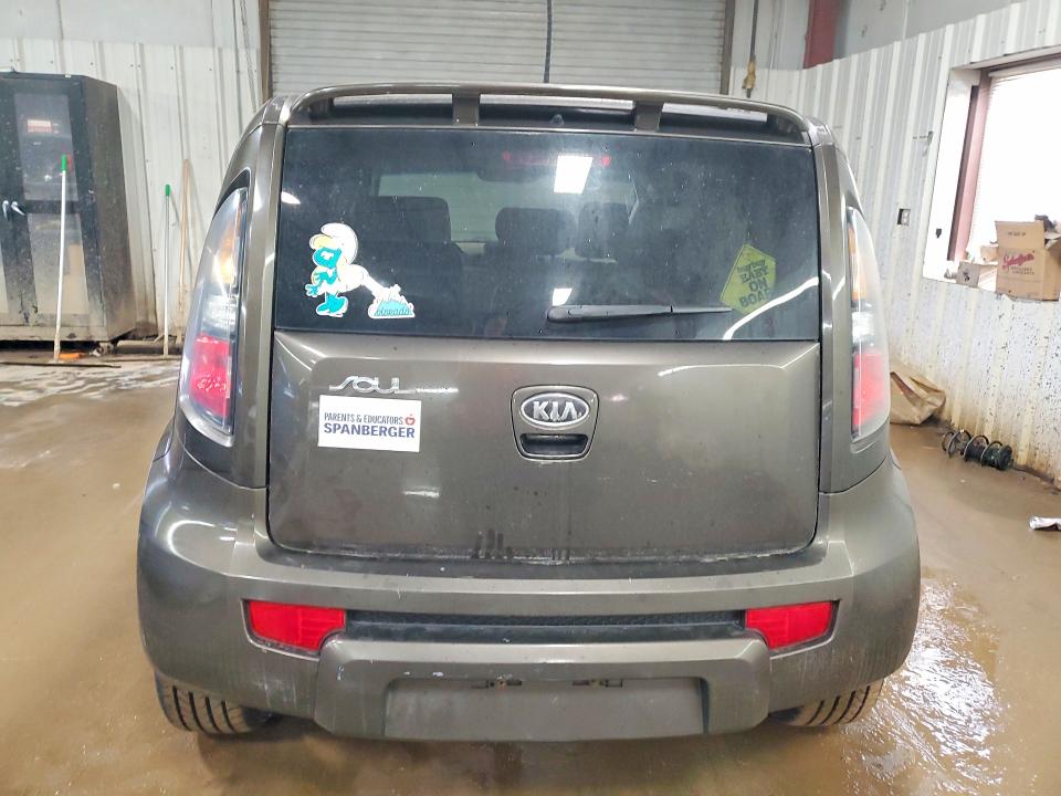 2011 Kia Soul VIN KNDJT2A20B7255006 COPART salvage auction — SIDE, Il - Junking Cert Of A Vehicle, sold $425 on 2026-07-16 (photo 6)
