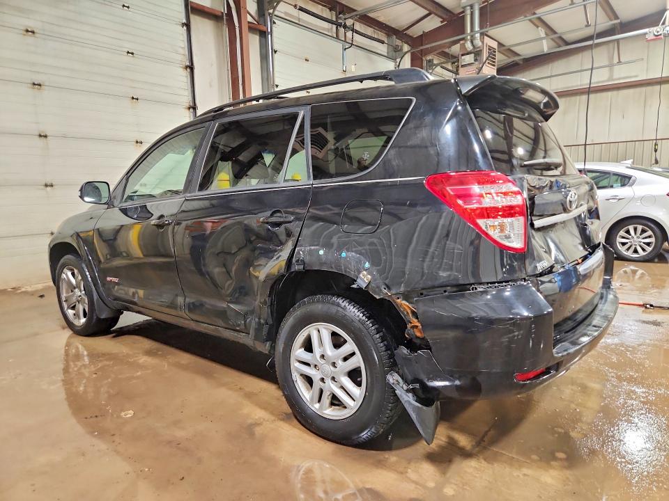 2010 Toyota Rav 4 VIN JTMRK4DV6A5090662 COPART salvage auction — REAR END, PA - CERTIFICATE OF SALVAGE, sold $400 on 2026-07-24 (photo 2)