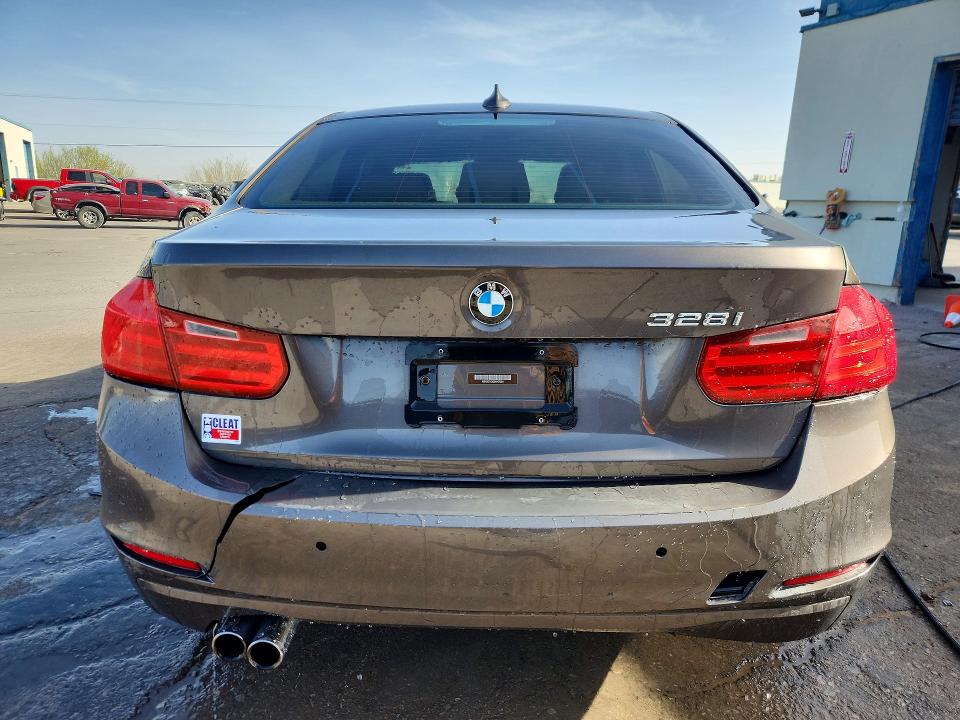2014 BMW 3 series VIN WBA3C1C50EK107091 COPART salvage auction — REAR END, TX - CERT OF TITLE-REBUILT SALVAGE, sold $800 on 2026-07-24 (photo 6)