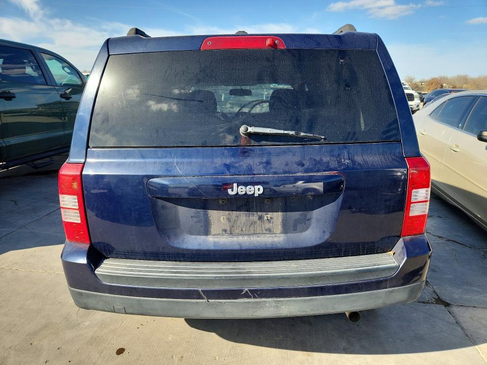 2017 Jeep Liberty (patriot) VIN 1C4NJPBB2HD102379 COPART salvage auction — MECHANICAL, Tx - Certificate Of Title, sold $700 on 2026-07-09 (photo 6)