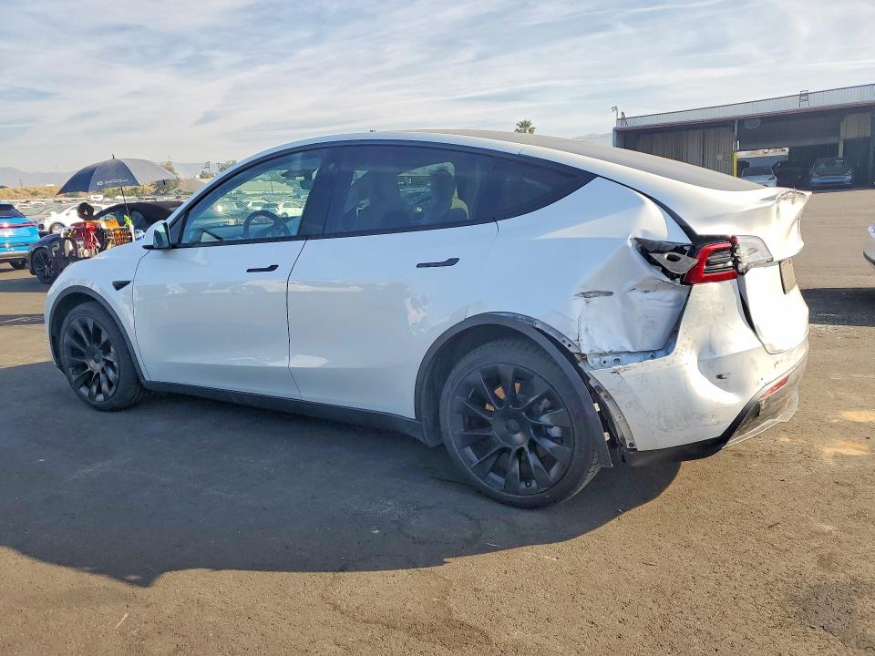 2020 Tesla Model y VIN 5YJYGDEE9LF034292 COPART salvage auction — REAR END, Ca - Salvage Certificate, sold $9,900 on 2026-07-08 (photo 2)