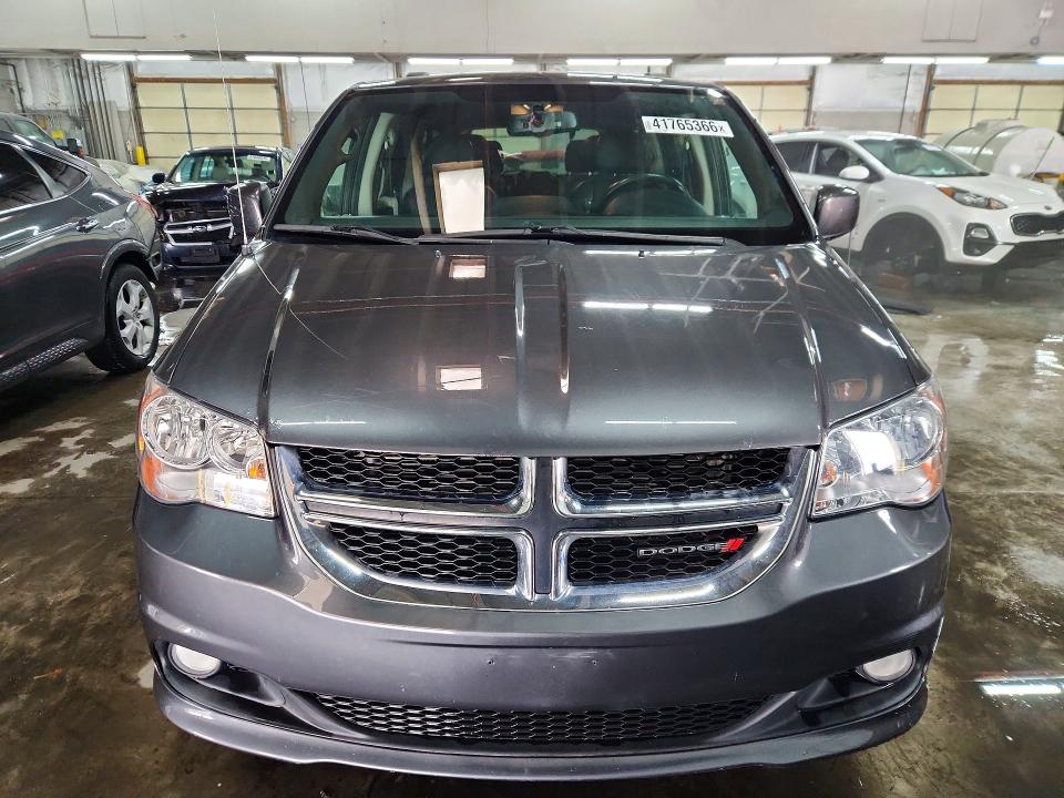 2017 Dodge Caravan VIN 2C4RDGCGXHR842231 COPART salvage auction — REAR END, Co - Certificate Of Title, sold $1,950 on 2026-07-22 (photo 5)