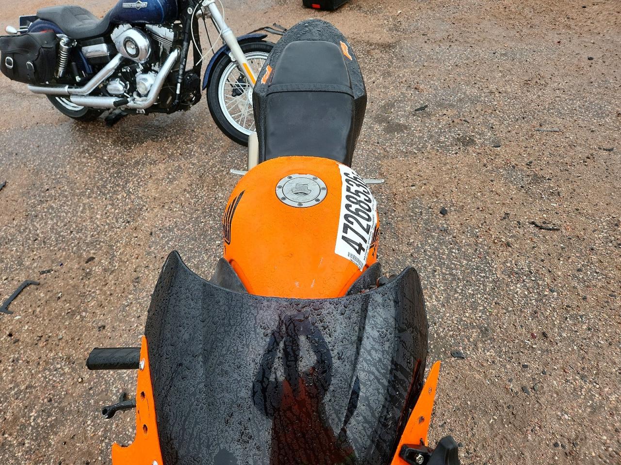 2000 Hond Cbr600 F4 VIN JH2PC3506YM104570 COPART salvage auction — Side, CO - SALVAGE TITLE, sold $450 on 2026-07-09 (photo 5)