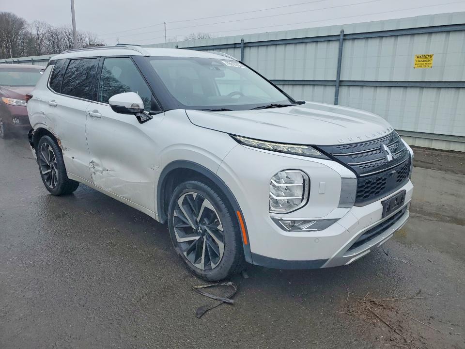 2022 Mitsubishi Outlander VIN JA4J4VA82NZ061387 COPART salvage auction — SIDE, Nj - Cert Of Title-Salvage, sold $4,950 on 2026-07-02 (photo 4)