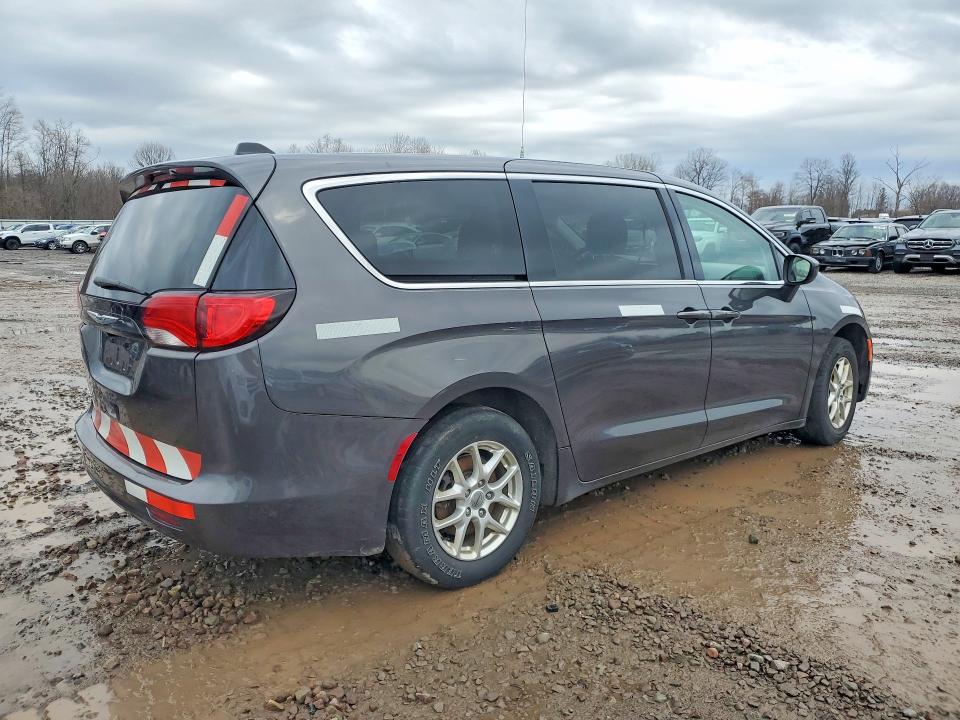 2022 Chrysler Voyager VIN 2C4RC1CG1NR105558 COPART salvage auction — MECHANICAL, Ks - Certificate Of Title, sold $3,150 on 2026-07-30 (photo 3)