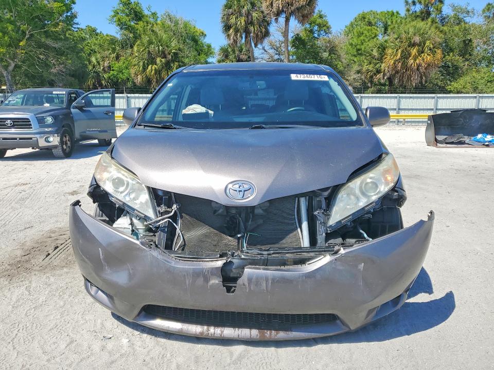 2016 Toyota Sienna VIN 5TDYK3DC3GS699859 COPART salvage auction — FRONT END, Salvage Title, sold $3,050 on 2026-07-22 (photo 5)