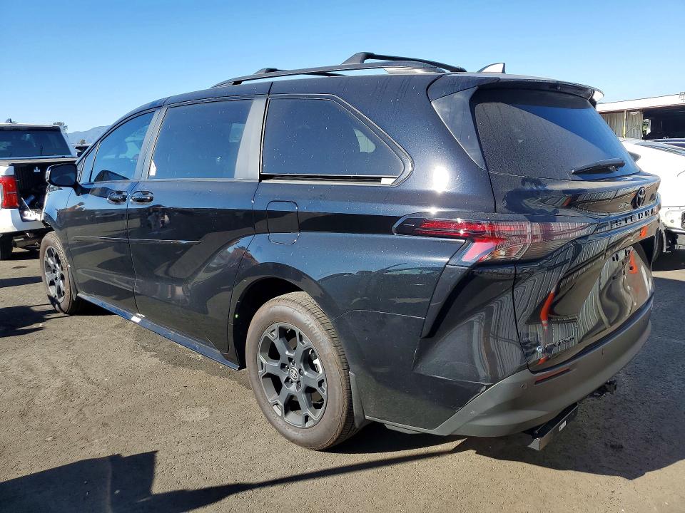 2025 Toyota Sienna VIN 5TDCSKFCXSS212666 COPART salvage auction — FRONT END, Ca - Salvage Certificate, sold $15,100 on 2026-07-15 (photo 2)