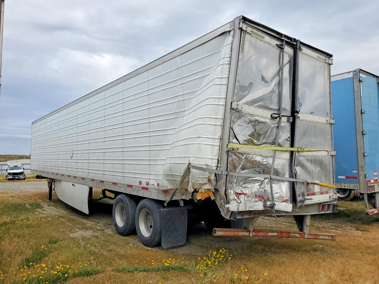 2017 VIN 1UYVS2531HM875317 COPART salvage auction — Rear End, Sc - Salvage Title, sold $3,350 on 2026-09-24 (photo 3)