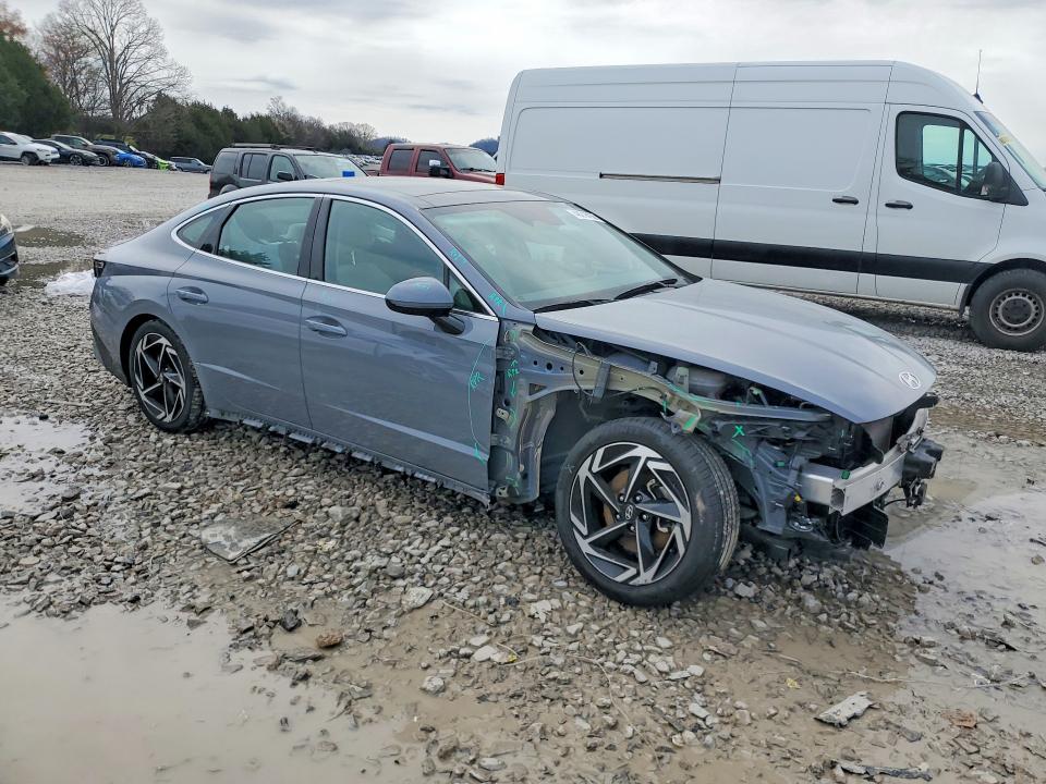 2024 Hyundai Sonata VIN KMHL14JA2RA382043 COPART salvage auction — FRONT END, Tn - Salvage Certificate, sold $8,000 on 2026-07-09 (photo 4)