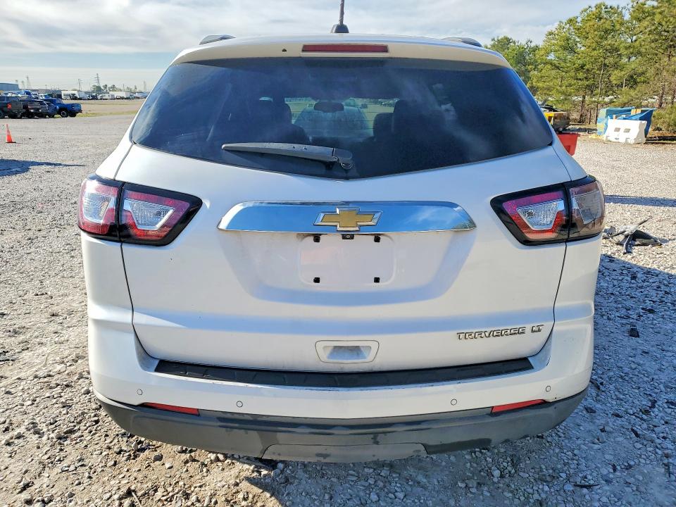 2016 Chevrolet Traverse VIN 1GNKRHKD3GJ146885 COPART salvage auction — UNDERCARRIAGE, TX - CERTIFICATE OF TITLE, sold $1,100 on 2026-07-02 (photo 6)
