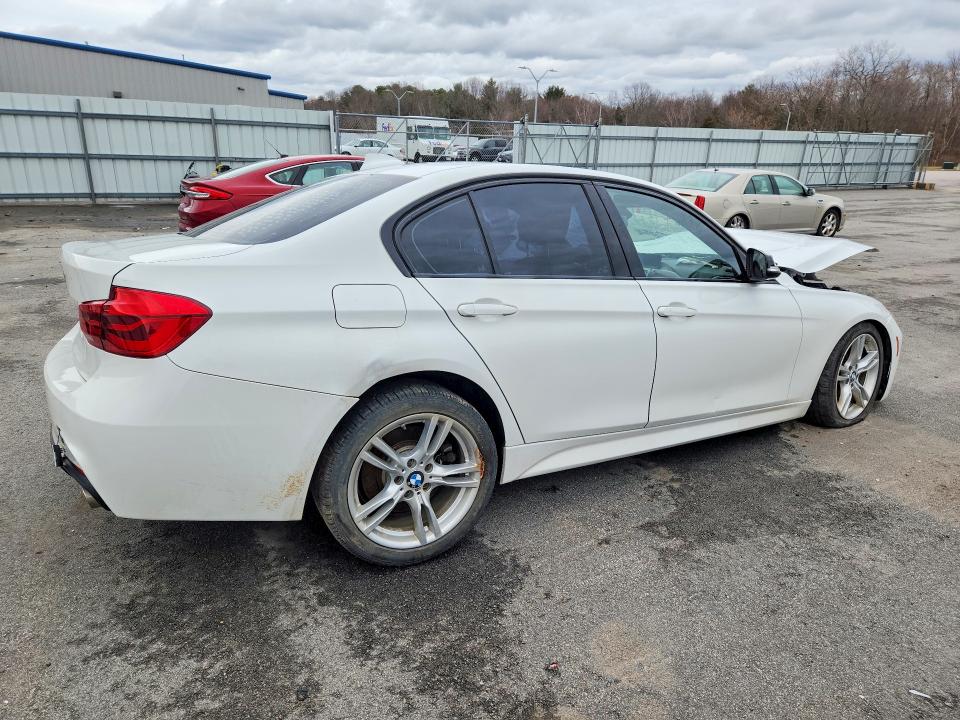 2018 BMW 3er VIN WBA8B9C55JEB30630 COPART salvage auction — FRONT END, Id - Salvage Certificate Of Title, sold $675 on 2026-07-15 (photo 3)