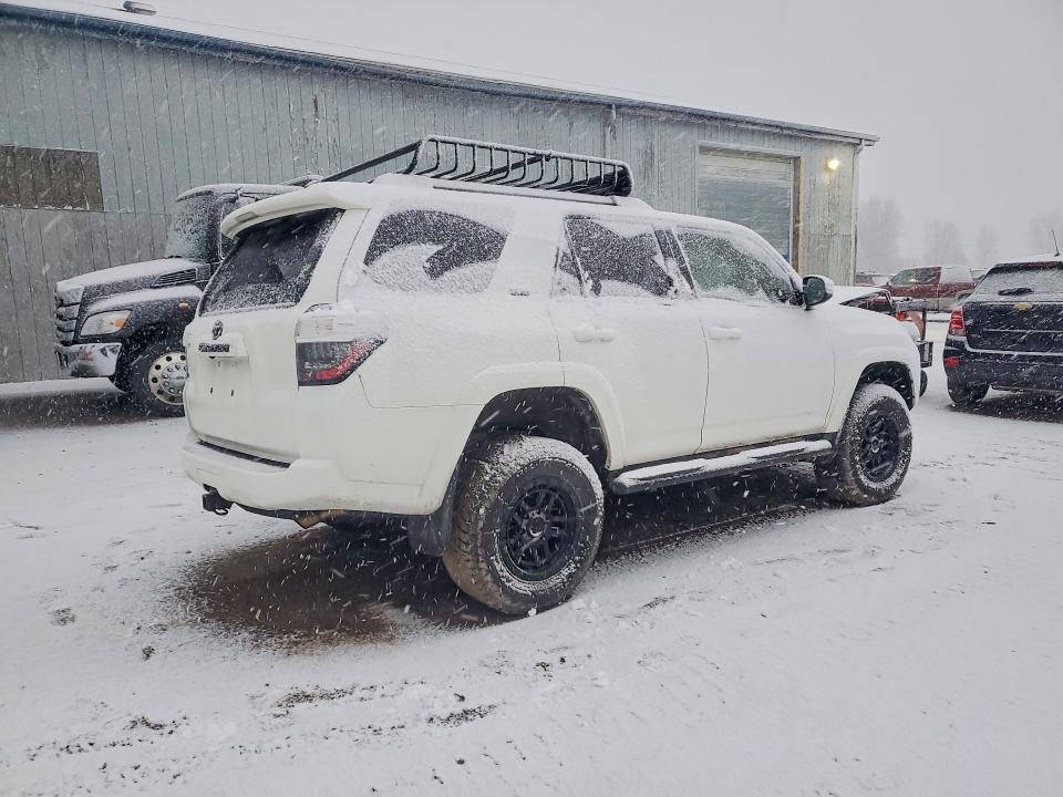 2018 Toyota 4runner VIN JTEBU5JR5J5497540 COPART salvage auction — FRONT END, Mi - Certificate Of Title, sold $5,700 on 2026-07-08 (photo 3)