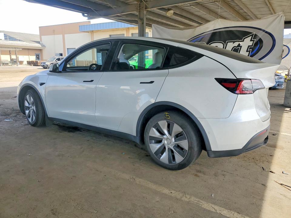 2022 Tesla Model y VIN 7SAYGDEE7NF416133 COPART salvage auction — REAR END, Ca - Salvage Certificate, sold $10,400 on 2026-07-14 (photo 2)
