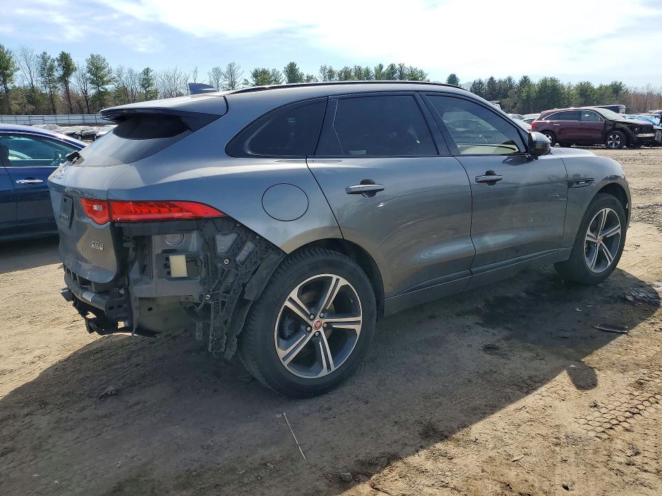 2017 Jaguar F-pace VIN SADCL2BNXHA894303 COPART salvage auction — REAR END, Id - Salvage Certificate Of Title, sold $7,300 on 2026-07-20 (photo 3)