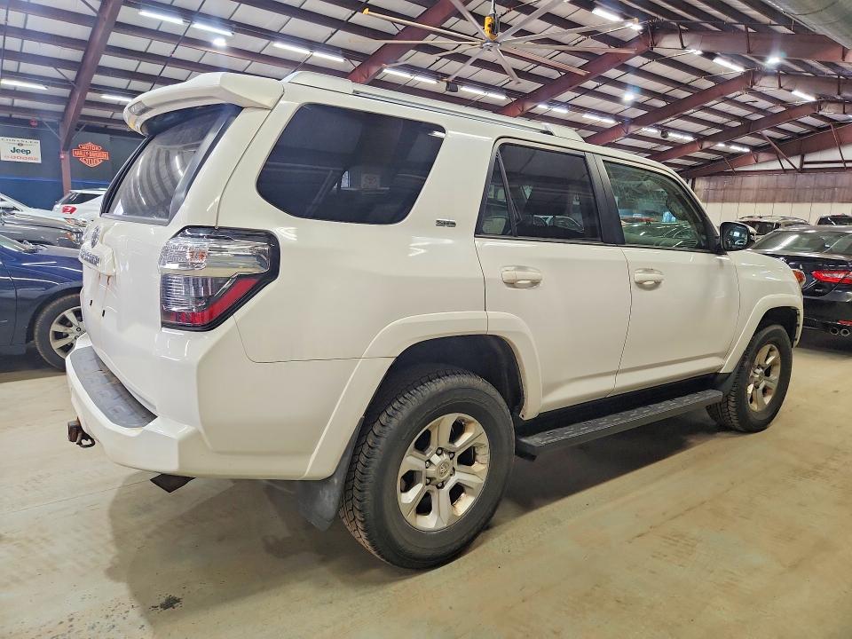 2016 Toyota 4runner VIN JTEBU5JR4G5388396 COPART salvage auction — MINOR DENT/SCRATCHES, NY - CERTIFICATE OF TITLE (P), sold $7,700 on 2026-07-10 (photo 3)