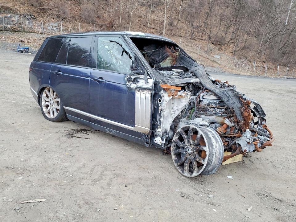 2017 Land rover RANGE ROVER VIN SALGS2FE2HA329417 COPART salvage auction — BURN, Nj - Cert Of Title-Salvage, sold $725 on 2026-07-02 (photo 4)