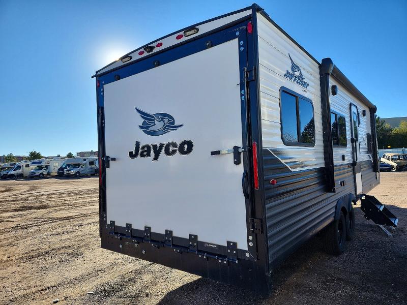 2024 Jayco Jay flight VIN 1UJBCSBP0R7580070 COPART salvage auction — HAIL, WY - DIS/DLR/EXP ONLY CLEAN TITLE, sold $7,600 on 2026-10-05 (photo 4)