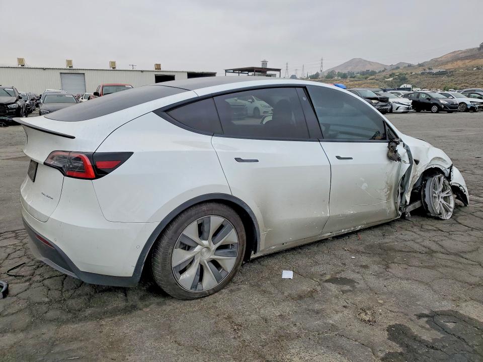 2020 Tesla VIN 5YJYGDEE6LF052619 COPART salvage auction — FRONT END, Ca - Salvage Certificate, sold $1,100 on 2026-07-23 (photo 3)