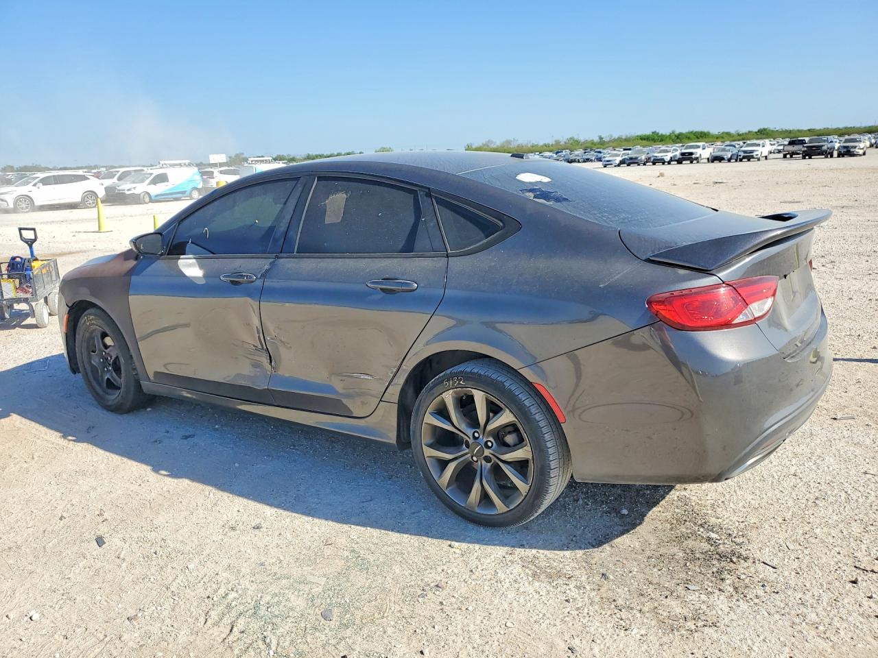 2016 Chrysler 200 VIN 1C3CCCBB4GN161375 COPART salvage auction — Side, TX - SALVAGE VEHICLE TITLE, sold $775 on 2026-07-02 (photo 2)