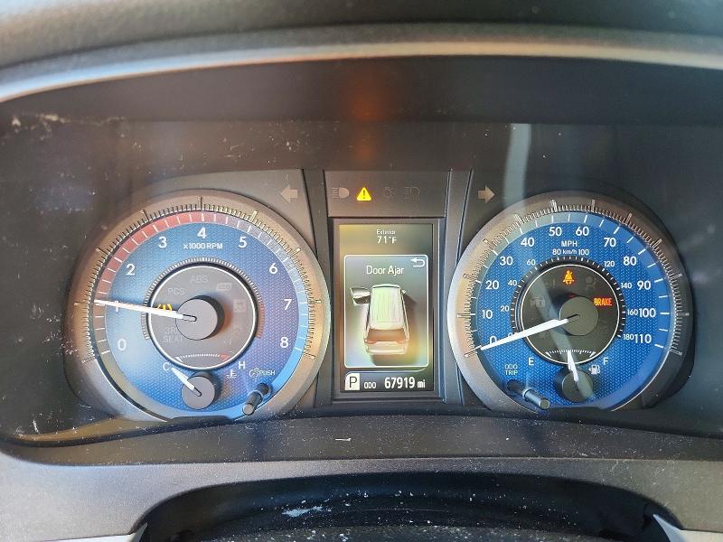 2017 Toyota Sienna VIN 5TDYZ3DC9HS861216 COPART salvage auction — VANDALISM, CA - SALVAGE CERTIFICATE, sold $350 on 2026-07-21 (photo 9)