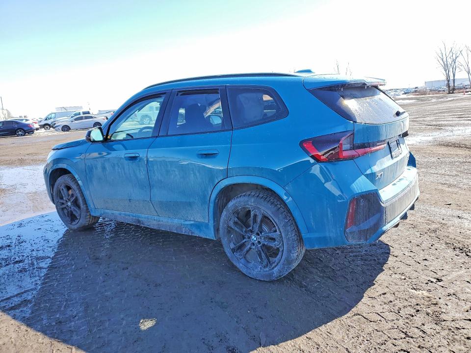 2025 BMW VIN WBX73EF00S5192328 COPART salvage auction — SIDE, Qc - Gravement Accidente, sold $19,500 on 2026-07-14 (photo 2)