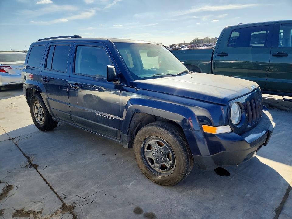 2017 Jeep Liberty (patriot) VIN 1C4NJPBB2HD102379 COPART salvage auction — MECHANICAL, Tx - Certificate Of Title, sold $700 on 2026-07-09 (photo 4)