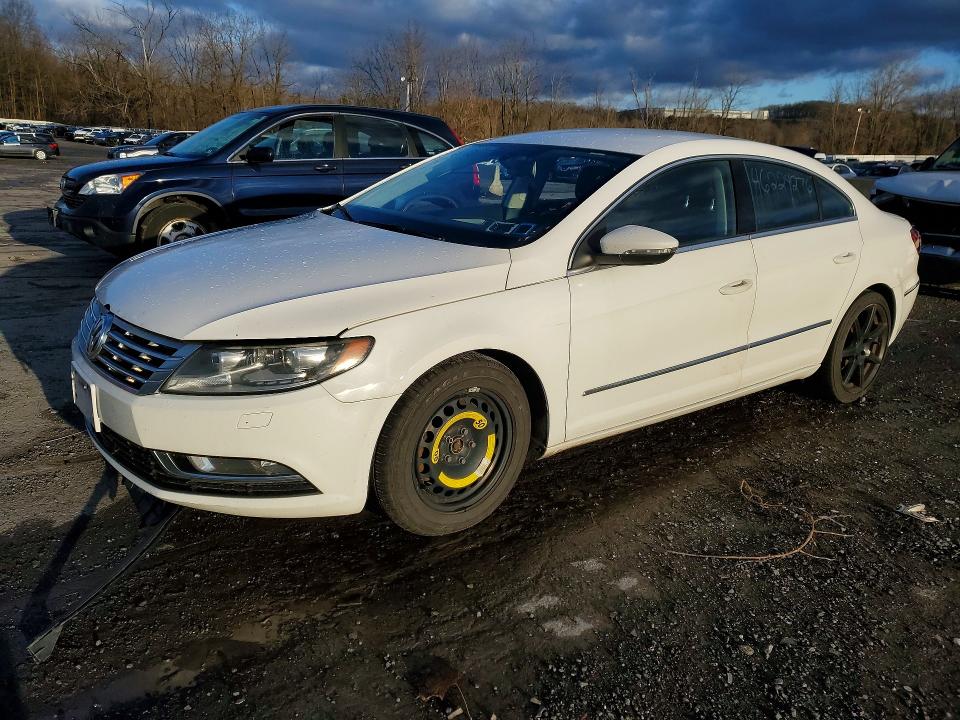 2013 Volkswagen VIN WVWBP7AN1DE521891 COPART salvage auction — MINOR DENT/SCRATCHES, Ny - Certificate Of Title, sold $550 on 2026-08-01 (photo 1)
