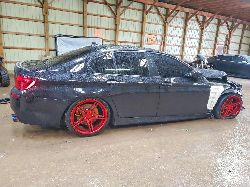 2011 BMW 5er VIN WBAFU9C52BC783752 COPART salvage auction — UNDERCARRIAGE, On - Permit No Brand - Unfit, sold $200 on 2026-07-28 (photo 3)