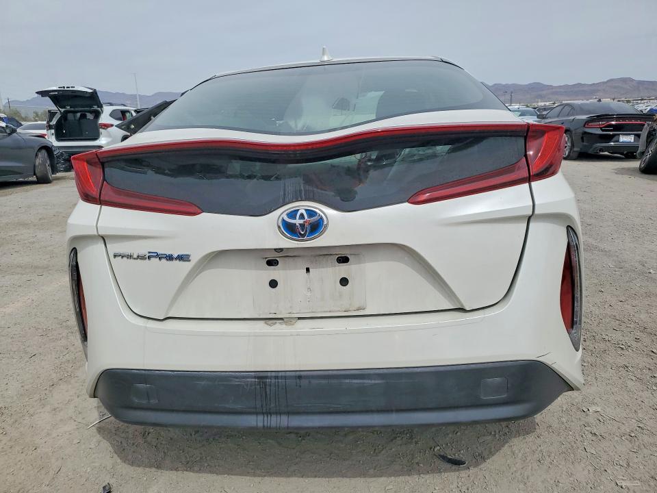 2018 Toyota Prius VIN JTDKARFP0J3101411 COPART salvage auction — SIDE, NV - SALVAGE TITLE, sold $6,300 on 2026-07-21 (photo 6)