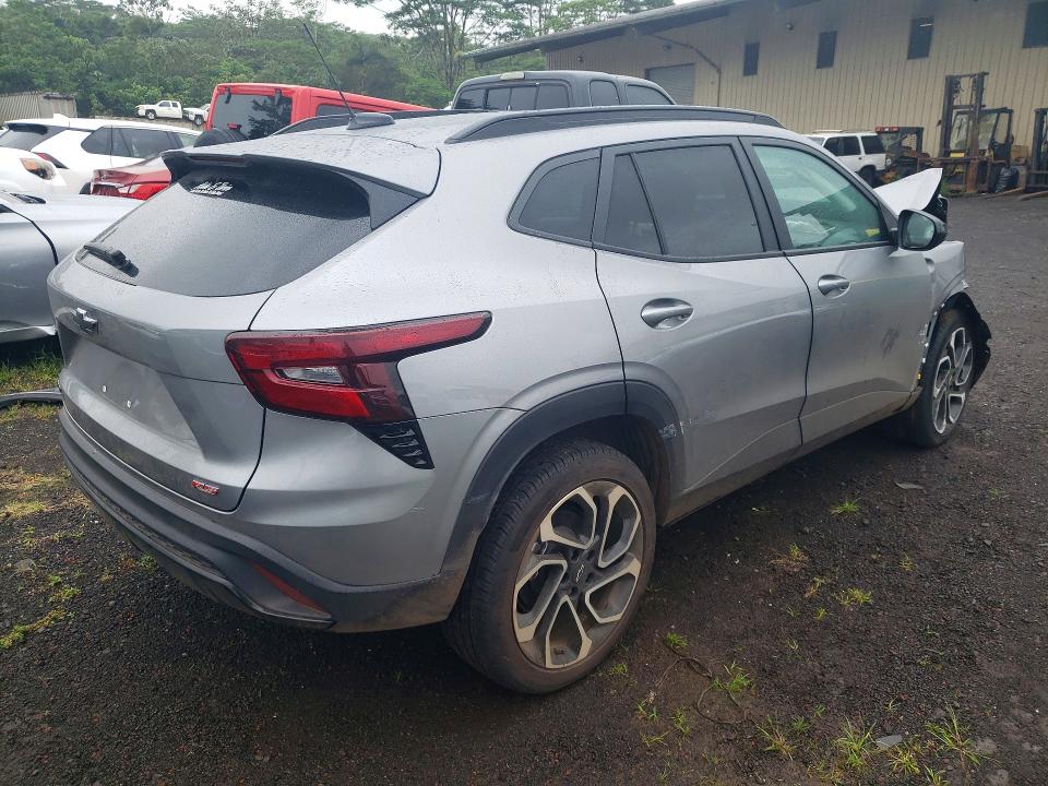 2025 Chevrolet Trax VIN KL77LJEP2SC276499 COPART salvage auction — FRONT END, Hi - Certificate Of Salvage, sold $800 on 2026-07-27 (photo 3)