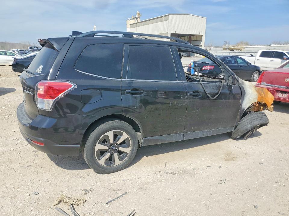 2018 Subaru Forester VIN JF2SJAJC2JH577945 COPART salvage auction — BURN, ID - SALVAGE CERTIFICATE OF TITLE, sold $90 on 2026-07-28 (photo 3)