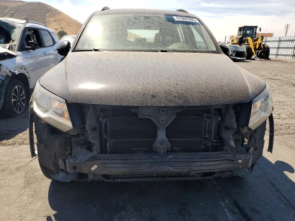 2016 Volkswagen VIN WVGBV7AX8GW606759 COPART salvage auction — FRONT END, Salvage Title, sold $3,050 on 2026-07-23 (photo 5)