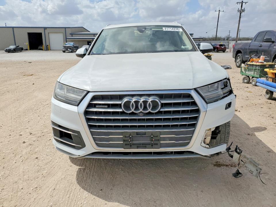 2017 Audi Q7 VIN WA1LAAF71HD016162 COPART salvage auction — REAR END, TX - SALVAGE VEHICLE TITLE, sold $225 on 2026-07-30 (photo 5)
