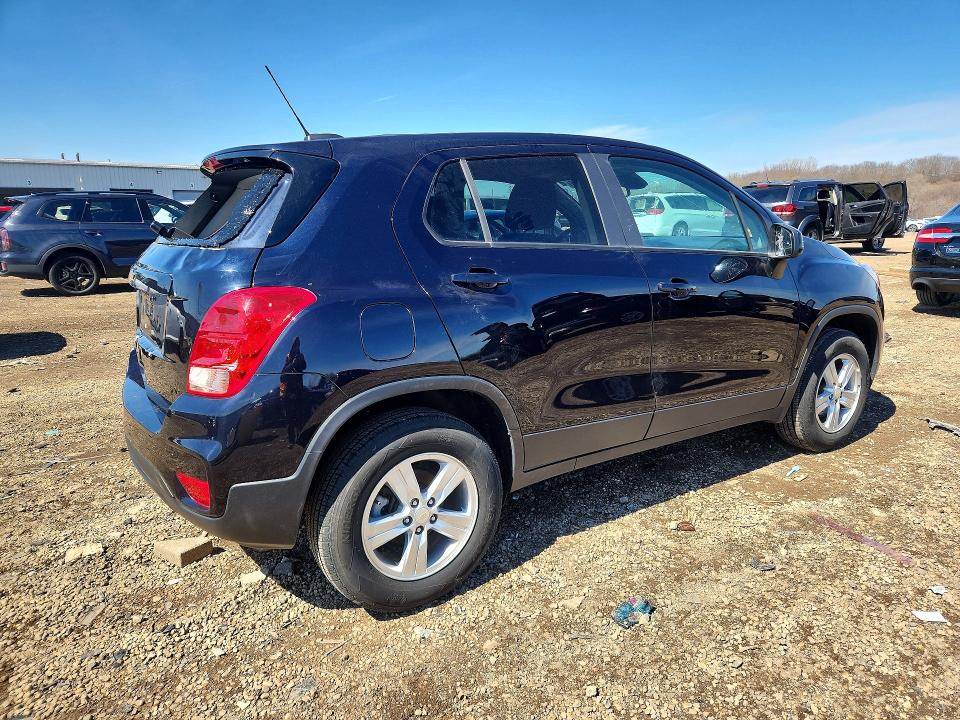 2022 Chevrolet Trax VIN KL7CJNSM9NB505731 COPART salvage auction — HAIL, Il - Salvage Certificate, sold $1,550 on 2026-07-15 (photo 3)