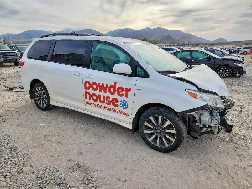 2020 Toyota Sienna VIN 5TDJZ3DC9LS241041 COPART salvage auction — FRONT END, Ut - Salvage Certificate, sold $4,950 on 2026-07-31 (photo 4)