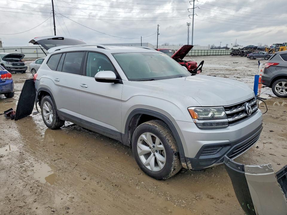 2018 Volkswagen Atlas VIN 1V2AP2CA1JC547924 COPART salvage auction — REAR END, Id - Salvage Certificate Of Title, sold $500 on 2026-07-02 (photo 4)