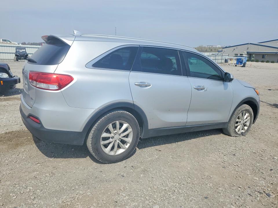 2016 Kia Sorento VIN 5XYPG4A36GG002222 COPART salvage auction — MINOR DENT/SCRATCHES, Ky - Cert Of Title-Salvage, sold $1,550 on 2026-07-09 (photo 3)