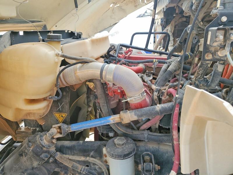 2018 International VIN 1HTMMMML5JH350229 COPART salvage auction — SIDE, Tx - Salvage Vehicle Title, sold $13,700 on 2026-07-08 (photo 7)
