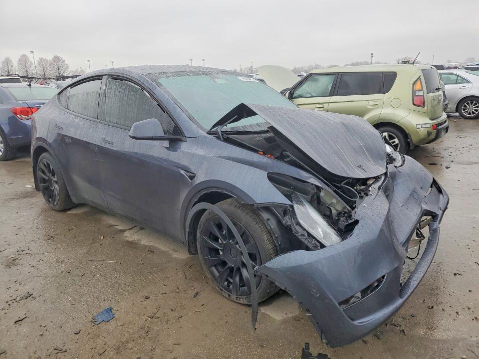 2023 Tesla Model y VIN 7SAYGDEE0PA182739 COPART salvage auction — FRONT END, Mo - Salvage Certificate Of Title, sold $8,900 on 2026-07-24 (photo 4)