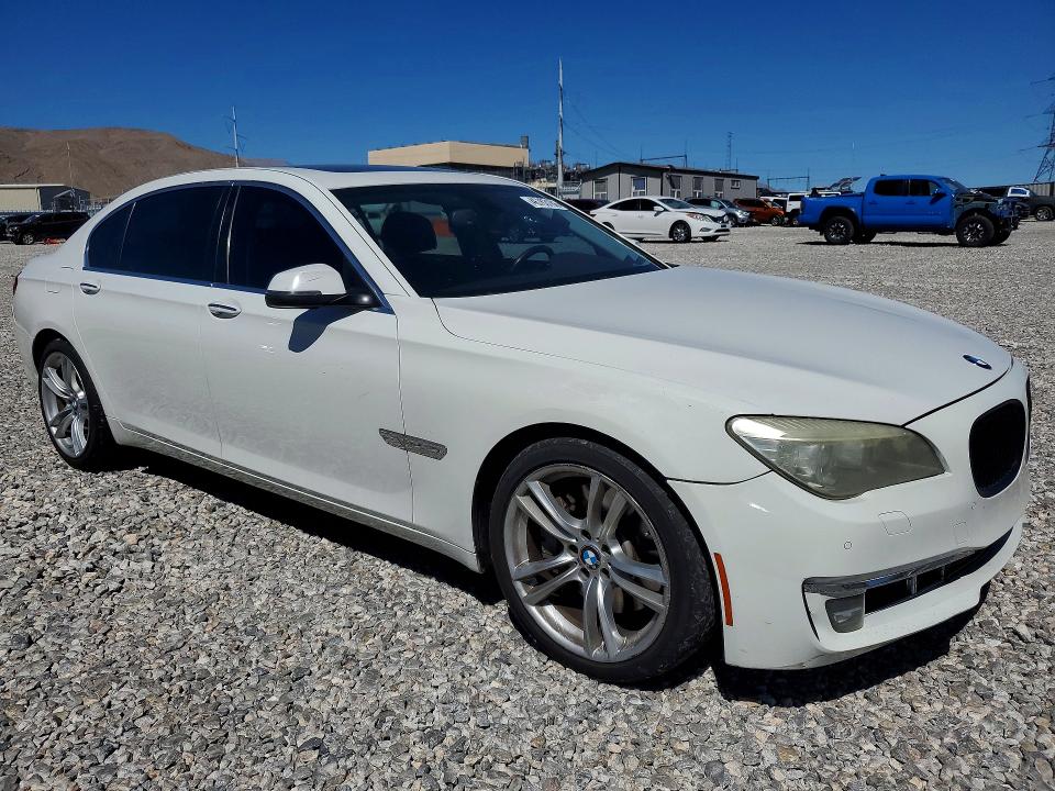 2013 BMW 7er VIN WBAYE8C54DDE22197 COPART salvage auction — REAR END, Nv - Cert Of Title-Lemon Law Buybck, sold $2,450 on 2026-07-20 (photo 4)