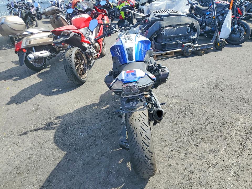 2024 BMW R 1250 VIN WB10M7304R6K36229 COPART salvage auction — FRONT END, Ca - Salvage Certificate, sold $3,250 on 2026-07-02 (photo 4)