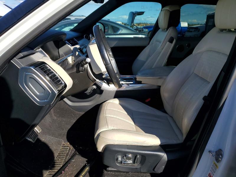 2019 Land rover RANGE ROVER VIN SALWV2SVXKA825582 COPART salvage auction — MINOR DENT/SCRATCHES, Tx - Dis/Dlr/Exp Only Clean Title, sold $14,400 on 2026-07-28 (photo 7)