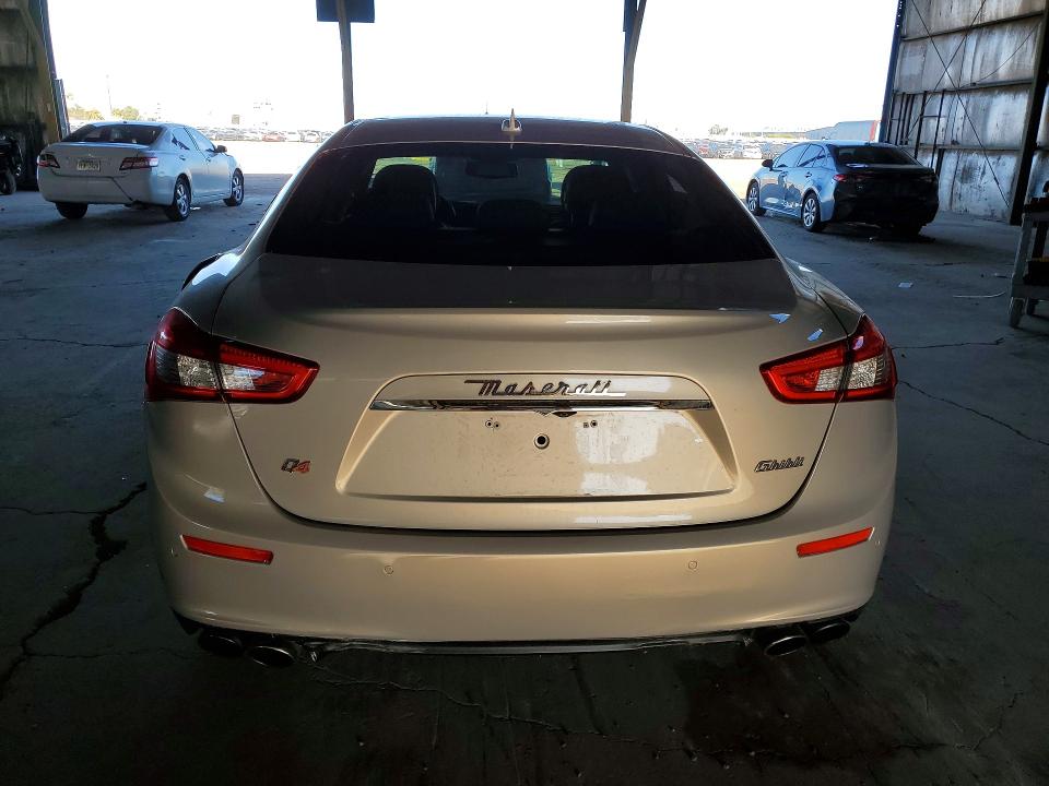 2015 Maserati Ghibli VIN ZAM57RTA6F1154222 COPART salvage auction — MINOR DENT/SCRATCHES, Salvage Title, sold $1,950 on 2026-08-10 (photo 6)