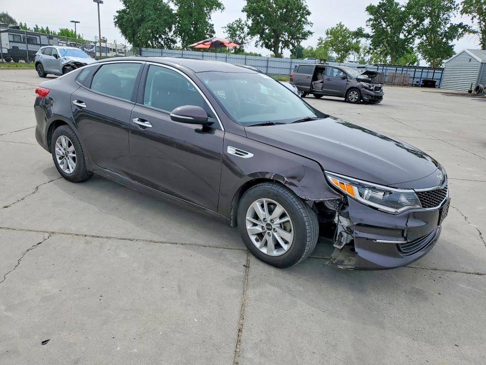 2018 Kia Optima VIN KNAGT4L30J5238841 COPART salvage auction — FRONT END, CA, sold $2,250 on 2026-08-31 (photo 4)