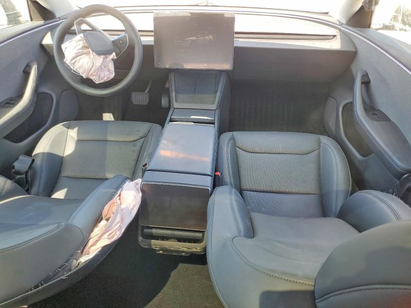 2025 Tesla Model 3 VIN 5YJ3E1EA2SF031342 COPART salvage auction — SIDE, Salvage Title, sold $10,900 on 2026-07-30 (photo 8)