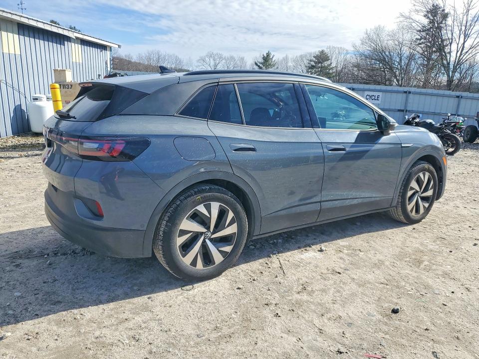 2023 Volkswagen VIN 1V2CMPE82PC030388 COPART salvage auction — MECHANICAL, Salvage Title, sold $11,000 on 2026-09-04 (photo 3)