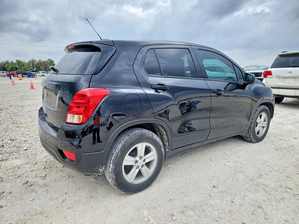 2020 Chevrolet Trax VIN KL7CJKSB9LB055685 COPART salvage auction — FRONT END, Salvage Title, sold $1,500 on 2026-07-09 (photo 3)